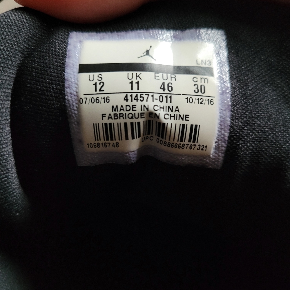 Men's Air Jordan 13 Retro 'Black Cat' Size 12 - Picture 10 of 11